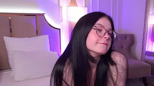 CindyMil online show from May 2026 06:10:01 AM