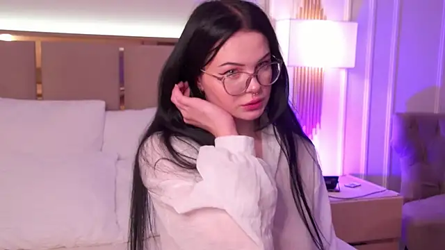 CindyMil online show from May 2026 06:22:02 AM
