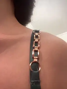 Anna Gilbert online show from April 2026 02:37:01 PM