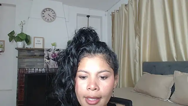 Emma hassani online show from May 2026 05:50:02 PM