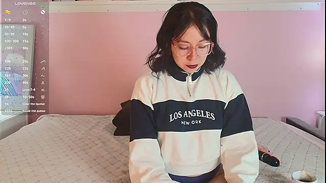 Abigailladyy online show from June 2026 11:40:02 AM