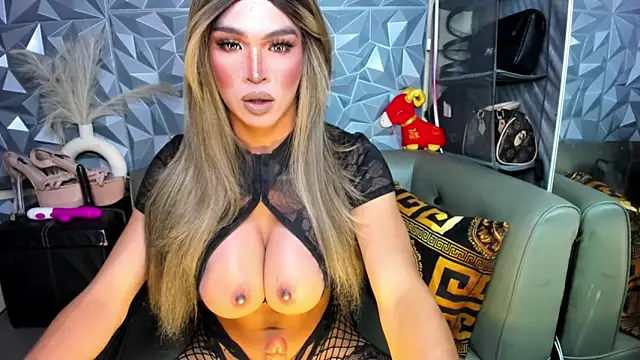 10inDominant Ayesha online show from March 2026 08:15:01 PM