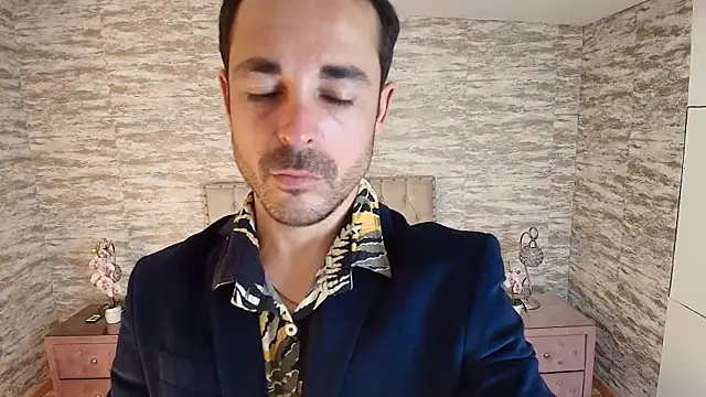 Adams Sanz online show from May 2026 07:41:02 PM