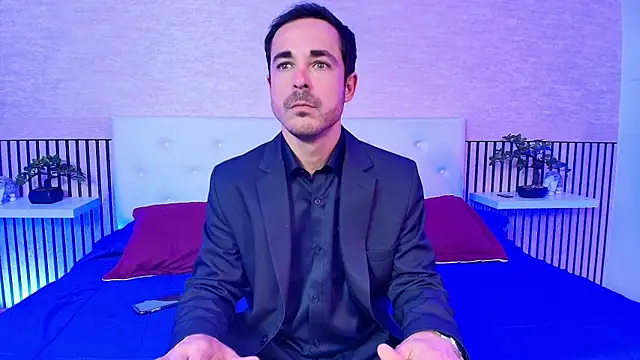Adams Sanz online show from June 2026 07:29:01 PM