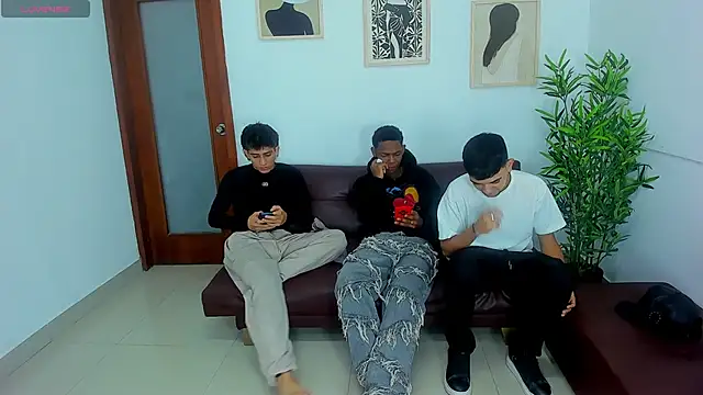 Snapshot of nobodyknows01 chatting on February 2026 12:37:01 PM nobodyknows01 online show from February 2026 12:37:01 PM