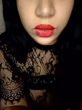 Snapshot of madleen_Mm chatting on April 2026 12:30:01 PM madleen Mm online show from April 2026 12:30:01 PM