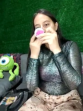 MaskedLatinaX online show from April 2026 03:57:01 PM