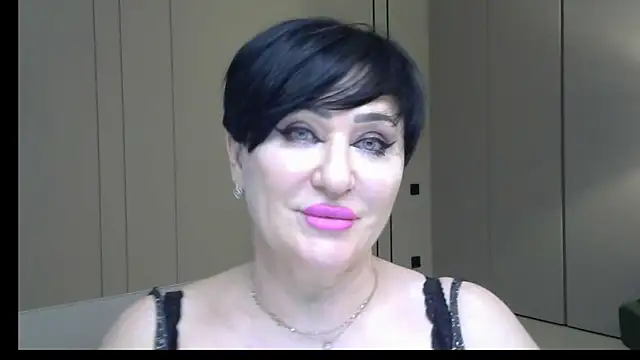 Kleotempt online show from April 2026 07:12:01 PM