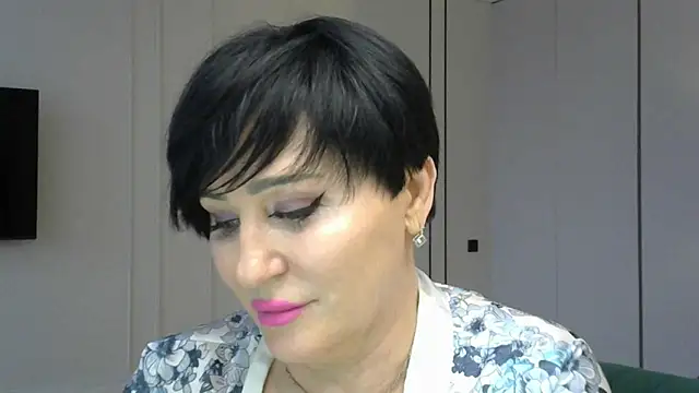 Kleotempt online show from May 2026 12:29:02 AM