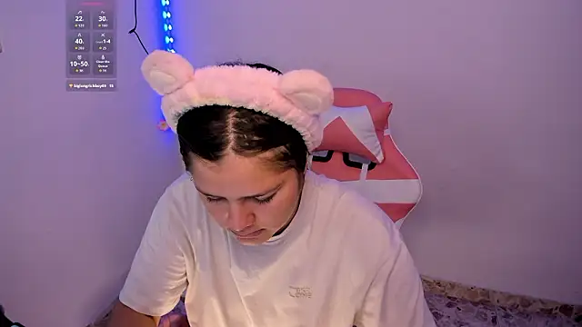 trianna sweet online show from February 2026 03:23:01 PM