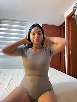 autumf online show from February 2026 09:45:01 PM