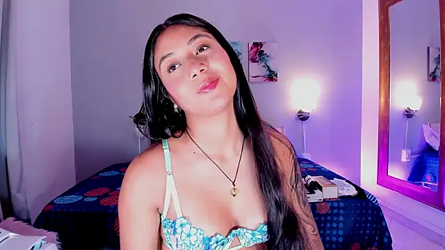 KimTaylorW online show from June 2026 02:49:02 AM