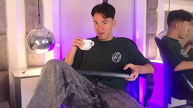Austin Reedss online show from May 2026 12:36:02 PM