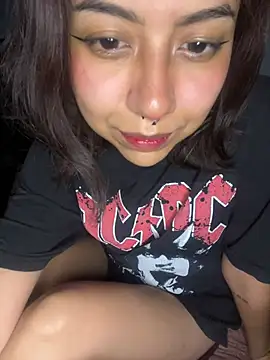 kiss-Me01 online show from May 2026 05:14:02 AM