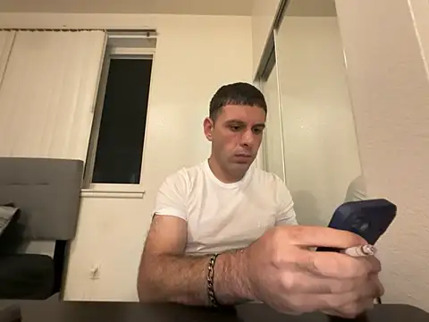 Snapshot of CristiX7 chatting on April 2026 04:08:02 AM CristiX7 online show from April 2026 04:08:02 AM