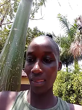 Snapshot of pinkinside_ chatting on February 2026 10:35:01 AM pinkinside online show from February 2026 10:35:01 AM