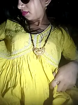 Rashmika Mandana online show from April 2026 08:57:02 PM
