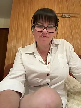 expensive lady online show from May 2026 07:30:01 PM