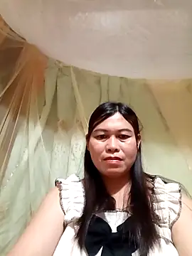 Snapshot of -Batina- chatting on April 2026 01:27:02 AM -Batina- online show from April 2026 01:27:02 AM