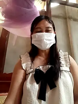 Snapshot of -Batina- chatting on April 2026 03:44:02 AM -Batina- online show from April 2026 03:44:02 AM