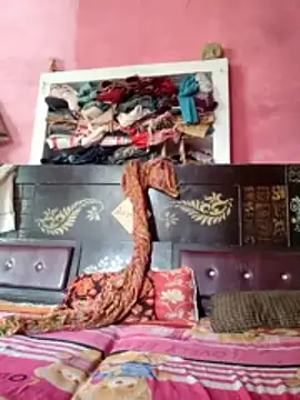 Poonam bhoji online show from April 2026 08:00:02 AM