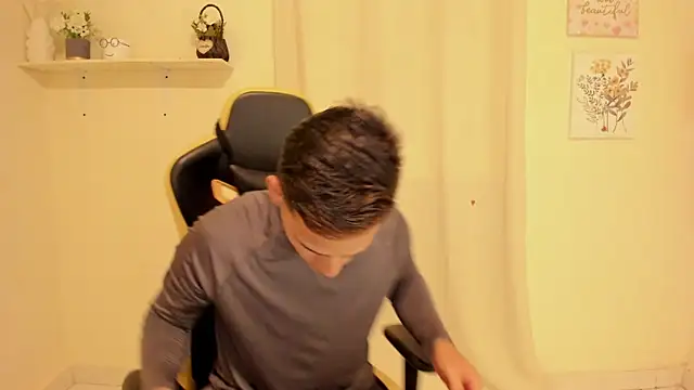sexy andres01 online show from June 2026 02:34:02 PM