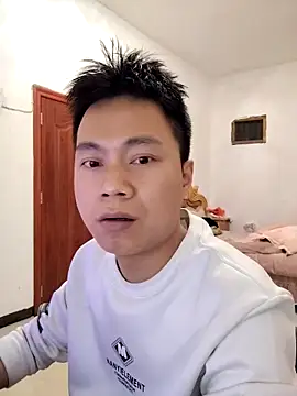 Snapshot of Qianluo003 chatting on February 2026 12:59:02 PM Qianluo003 online show from February 2026 12:59:02 PM