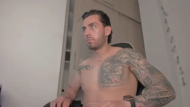 Axel  Blaze online show from April 2026 01:41:01 PM