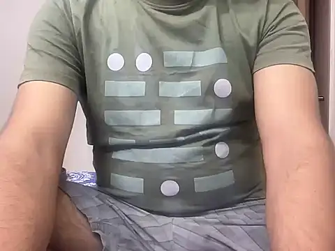 Snapshot of anishdhariwal chatting on February 2026 06:50:02 PM anishdhariwal online show from February 2026 06:50:02 PM