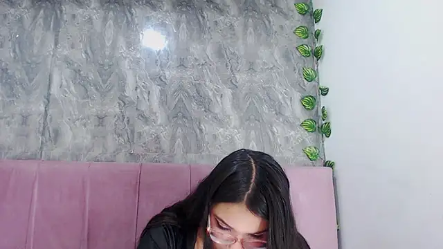 anyela donecm online show from May 2026 07:31:01 PM