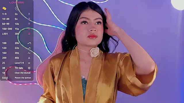 miacapone online show from March 2026 01:17:01 PM