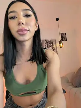 IsabellaLux  online show from July 2026 10:29:02 PM