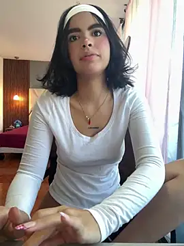 kitty rousse01 online show from April 2026 12:51:02 PM
