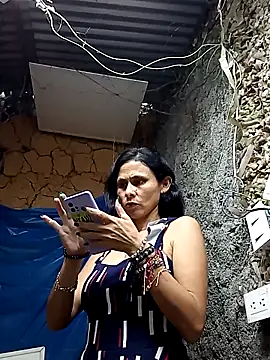 Snapshot of yuliitza4 chatting on March 2026 10:22:01 PM yuliitza4 online show from March 2026 10:22:01 PM