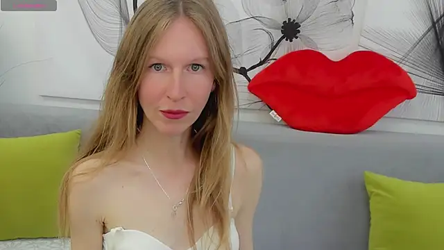 Mira XOo online show from May 2026 02:10:01 PM