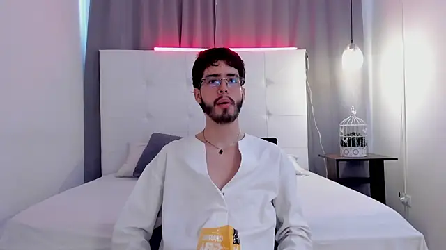 Jason 23   online show from May 2026 07:30:02 PM