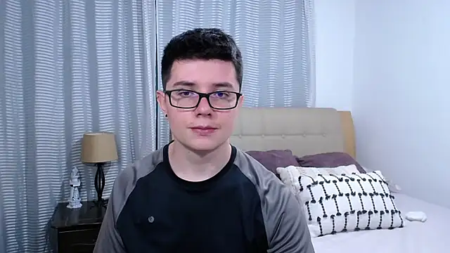 BlackFoXXX69 online show from April 2026 08:43:02 PM