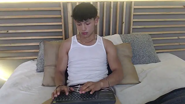 clark ken01 online show from March 2026 08:48:01 PM