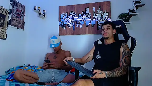 AdamsDvi online show from April 2026 11:07:02 PM