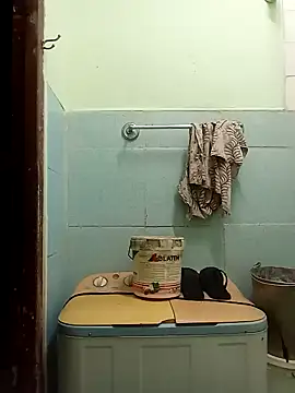 Snapshot of jeanmilano chatting on February 2026 10:52:02 PM jeanmilano online show from February 2026 10:52:02 PM