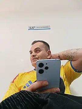 Edwin Q online show from June 2026 05:00:01 PM