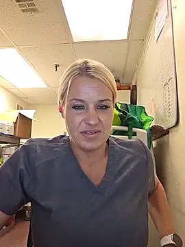 LadyB07 online show from July 2026 08:08:01 PM
