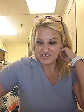 LadyB07 online show from July 2026 08:14:01 PM