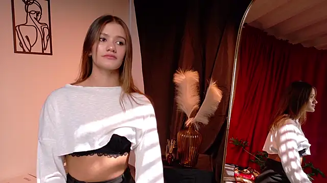 Mia Benett  online show from June 2026 02:04:01 PM
