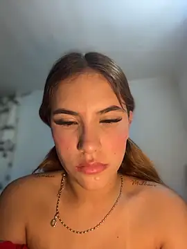 MiluRossee online show from April 2026 06:25:02 AM