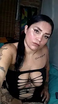 Cristal queen  online show from April 2026 01:58:01 AM