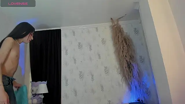 Snapshot of Babyfox_gh chatting on April 2026 08:06:01 PM Babyfox gh online show from April 2026 08:06:01 PM