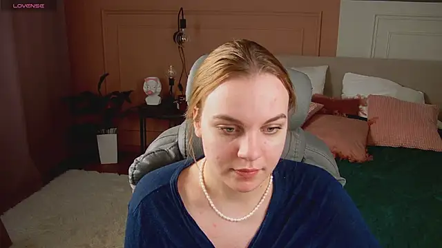 Glow Margo online show from April 2026 01:19:02 AM