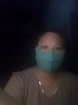 Snapshot of Heylen_hooo chatting on February 2026 10:41:02 PM Heylen hooo online show from February 2026 10:41:02 PM