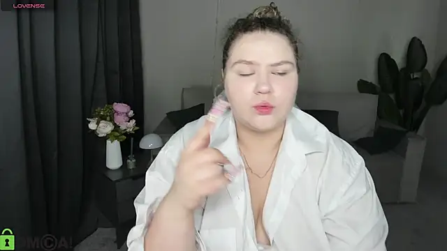 SofiRoce online show from July 2026 05:05:01 AM